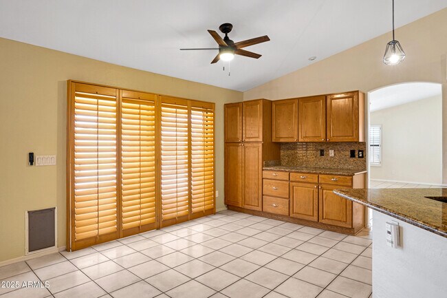 Building Photo - 3062 S Marigold Pl