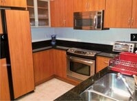 Building Photo - 804 E Windward Way