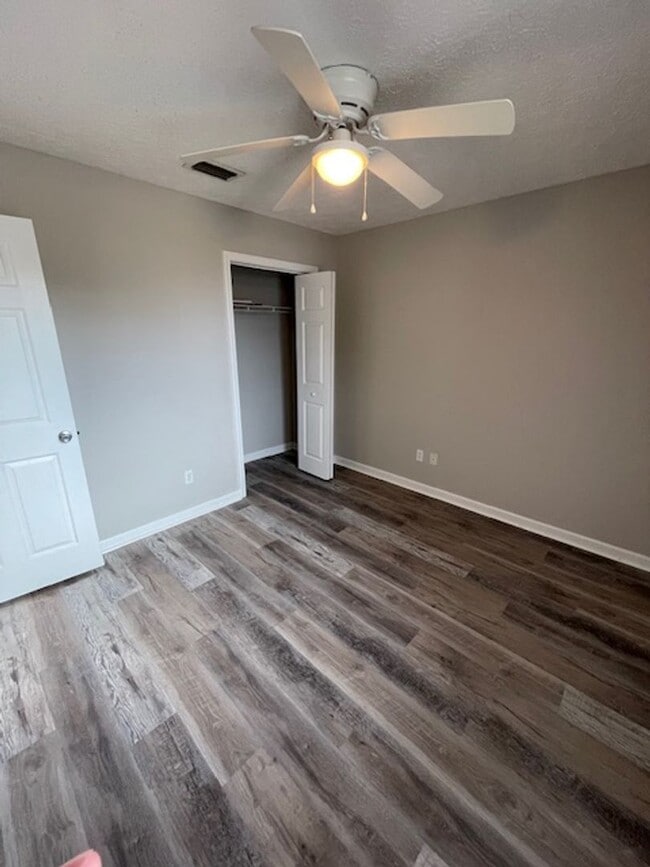 Building Photo - 11721 Cabana Ct
