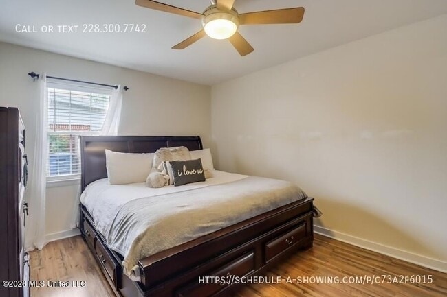 Building Photo - 7201 Bienville Dr