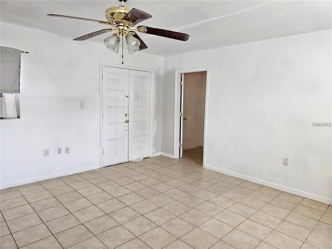 Building Photo - 3320 W Cordelia St
