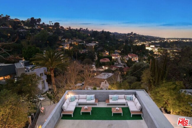 Building Photo - 3936 Farley Ct