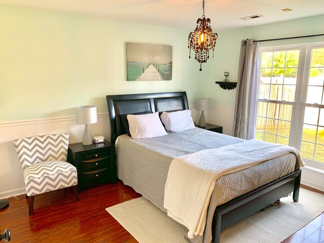Building Photo - Welcome Home Rent Ready!