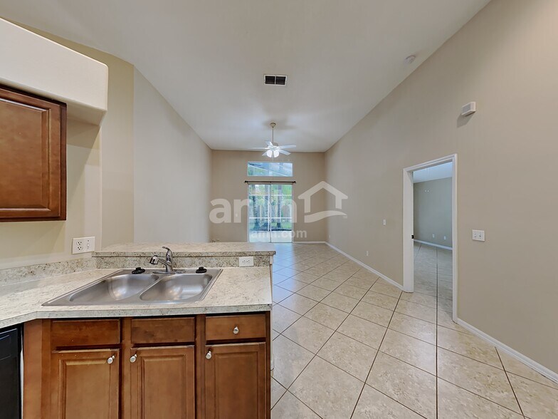 Building Photo - 28733 Midnight Star Loop