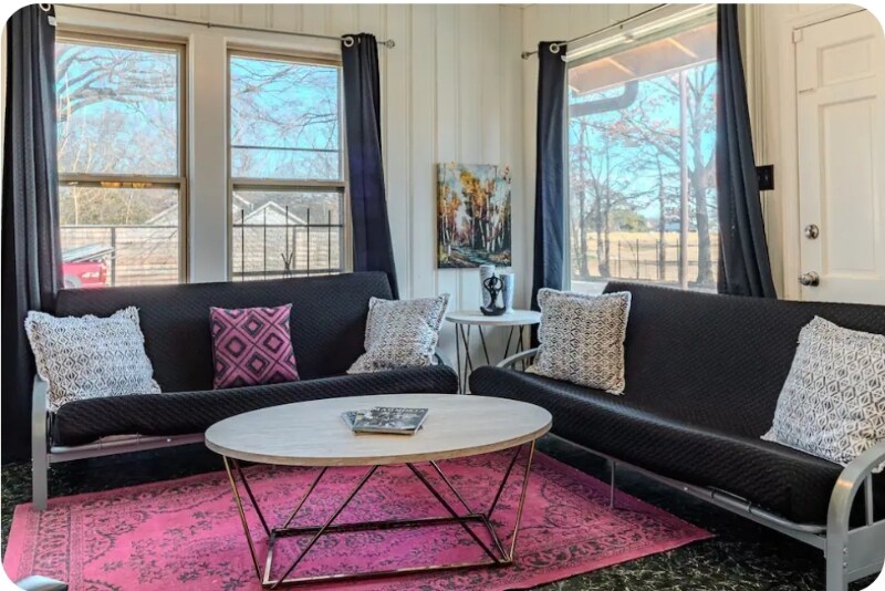 Building Photo - 431 N Holmes St