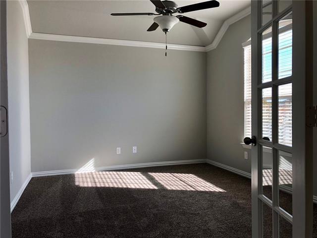 Building Photo - 15909 Holly Crk