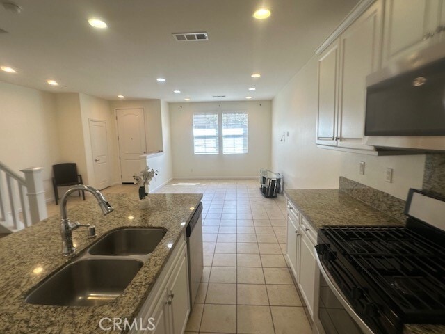 Building Photo - 3028 E Via Fiano