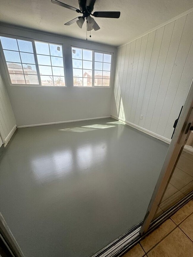 Building Photo - $500 Move In Special!2-bedroom, 1-bath apartment in Mesa, AZ