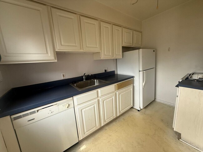Building Photo - 22673 Garrison St