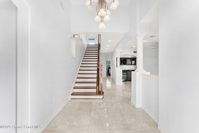 Building Photo - 5795 S Hwy A1A