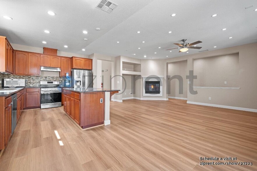 Building Photo - 8106 Westport Cir
