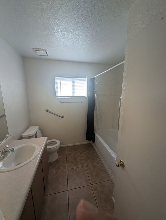 Building Photo - Rita Ranch ready for move in