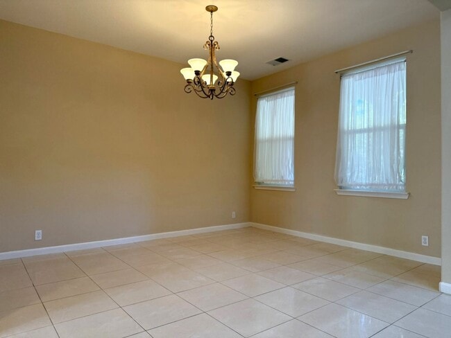 Building Photo - Available NOW and a Must SEE!