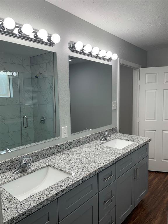 Building Photo - 12327 Northcliffe Manor Dr