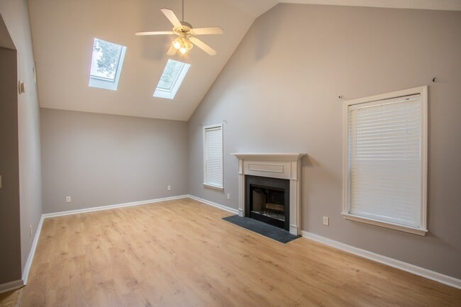 Building Photo - 4054 Margo Cir