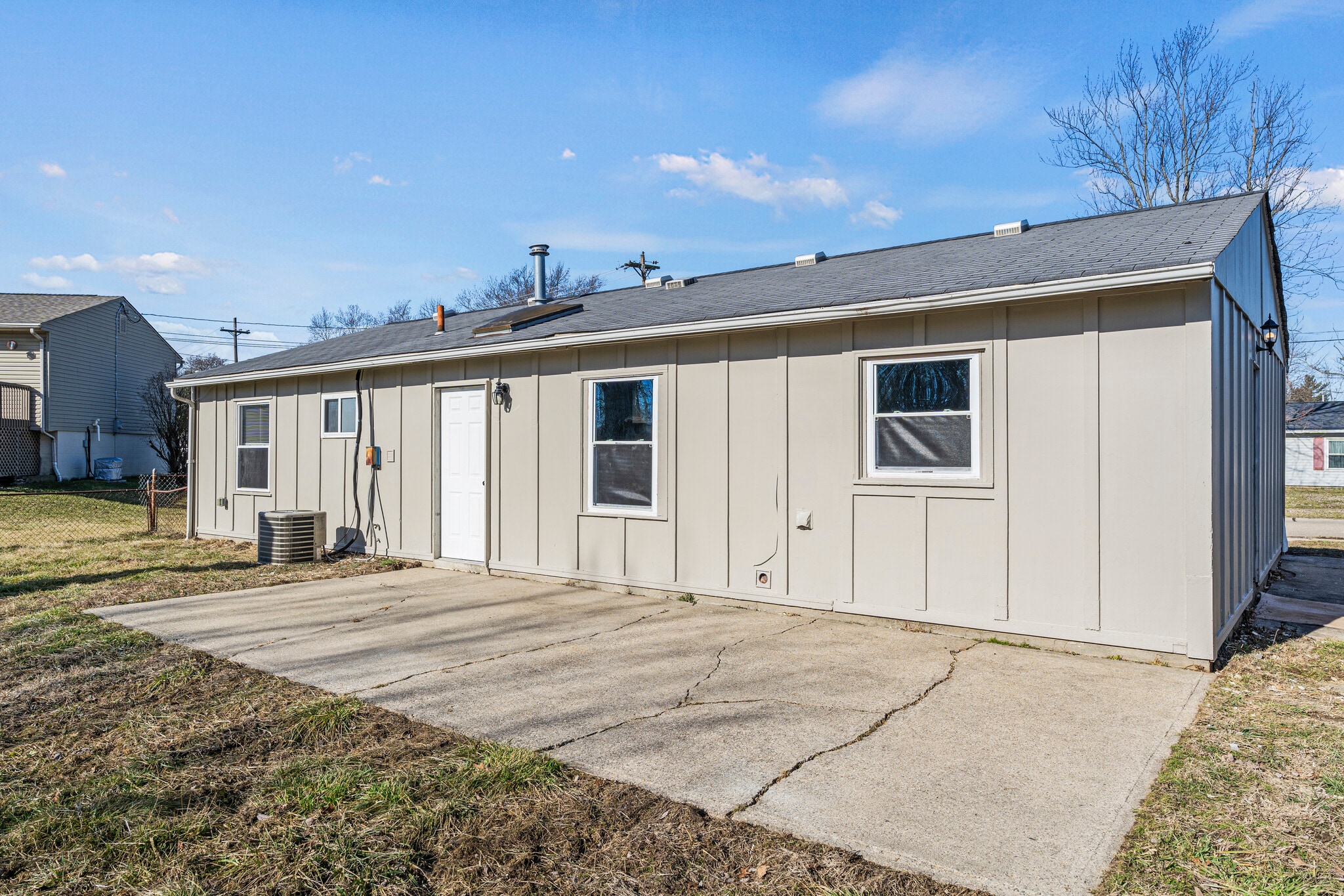 Building Photo - 3465 Alamosa Dr