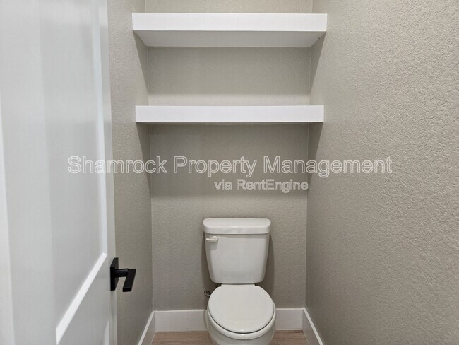 Building Photo - 9904 Ridings Dr