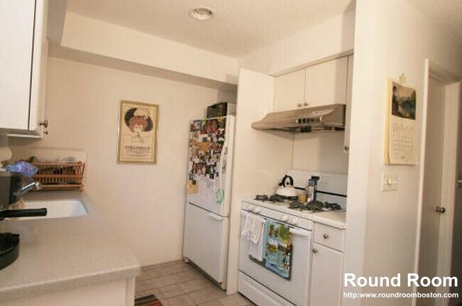 Building Photo - 17 Fresh Pond Pky