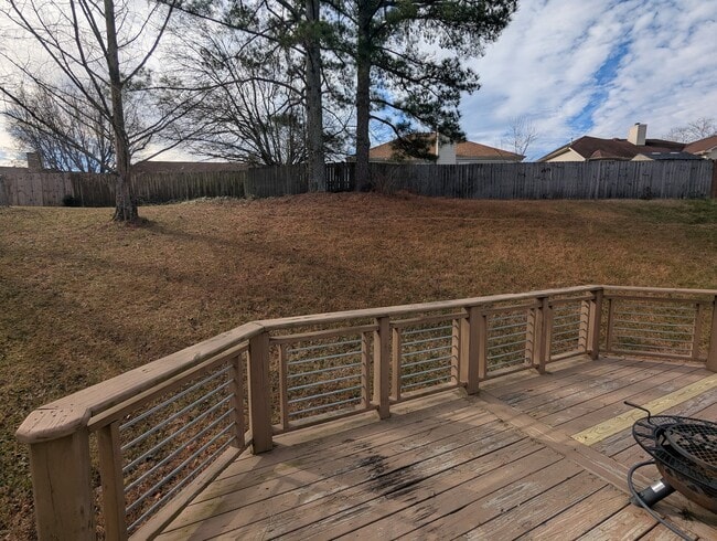 Building Photo - 1403 Cedardale Ct