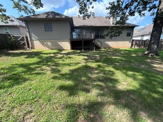 Building Photo - Call Tonia Rollins (501)626-9917