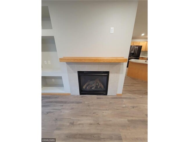 Building Photo - 3553 Sterling Heights Dr