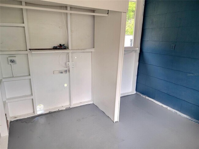 Building Photo - 212 Husson Ave