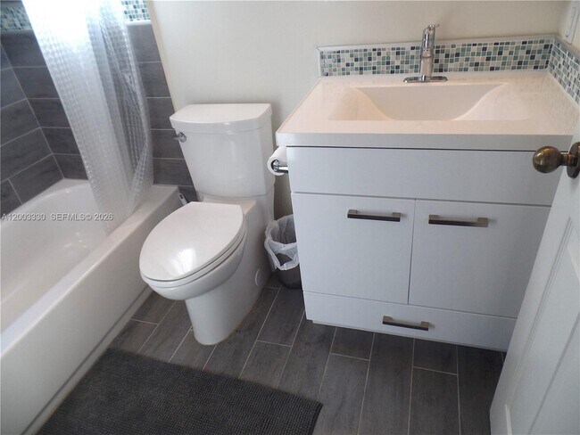 Building Photo - 1365 Majesty Terrace