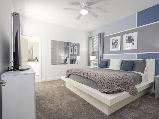 Building Photo - 8956 Takeaway Wy