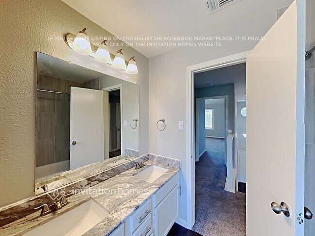 Building Photo - 2841 Garden Grove Rd