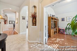 Building Photo - 5018 Italica Rd