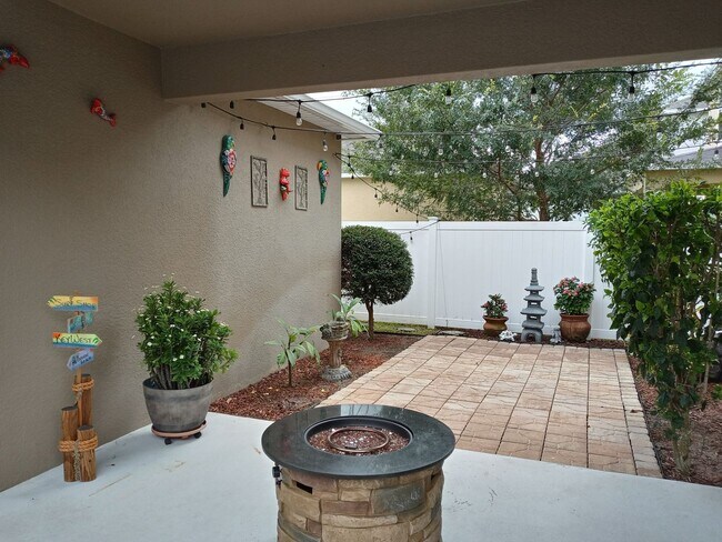 Building Photo - Beautiful 3 Bedroom 2.5  Bath Harmony Home...