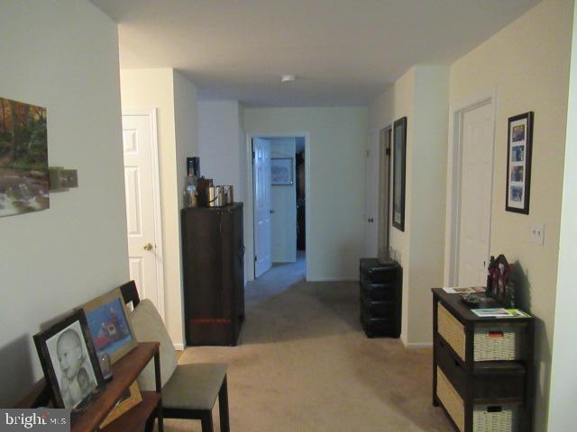 Building Photo - 19 Barclay Ct