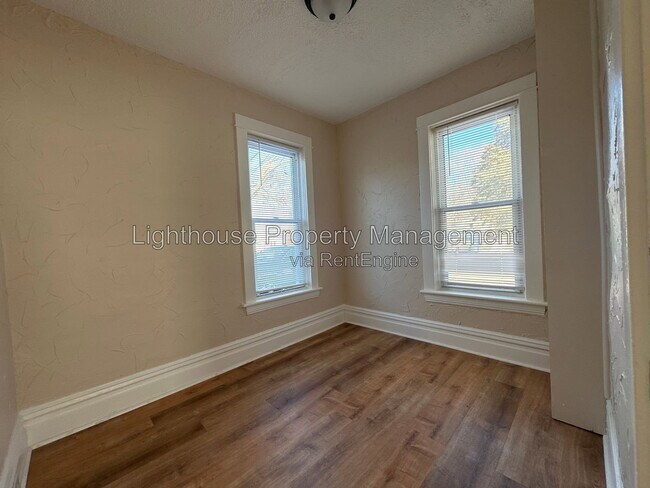 Building Photo - 2550 Crozier Ave
