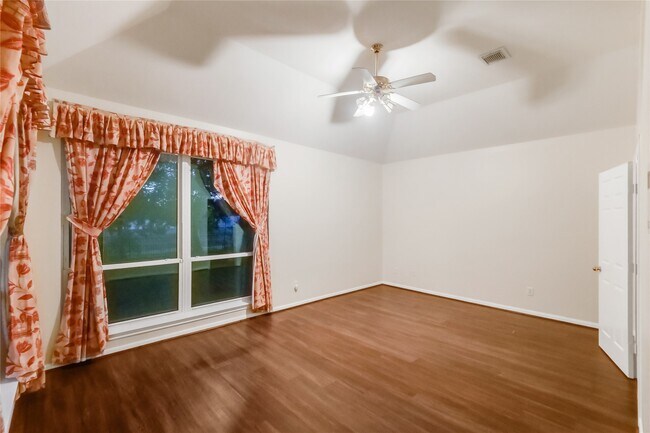 Building Photo - 3931 Shadow Trace Cir