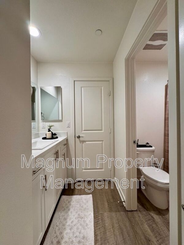 Building Photo - 30411 Ridgecrest Rd