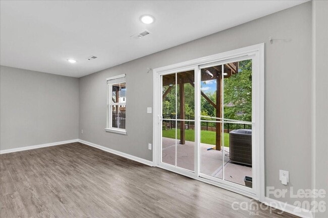 Building Photo - 2611 Grantham Place Dr