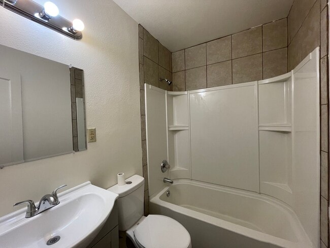 Building Photo - Shadle Area