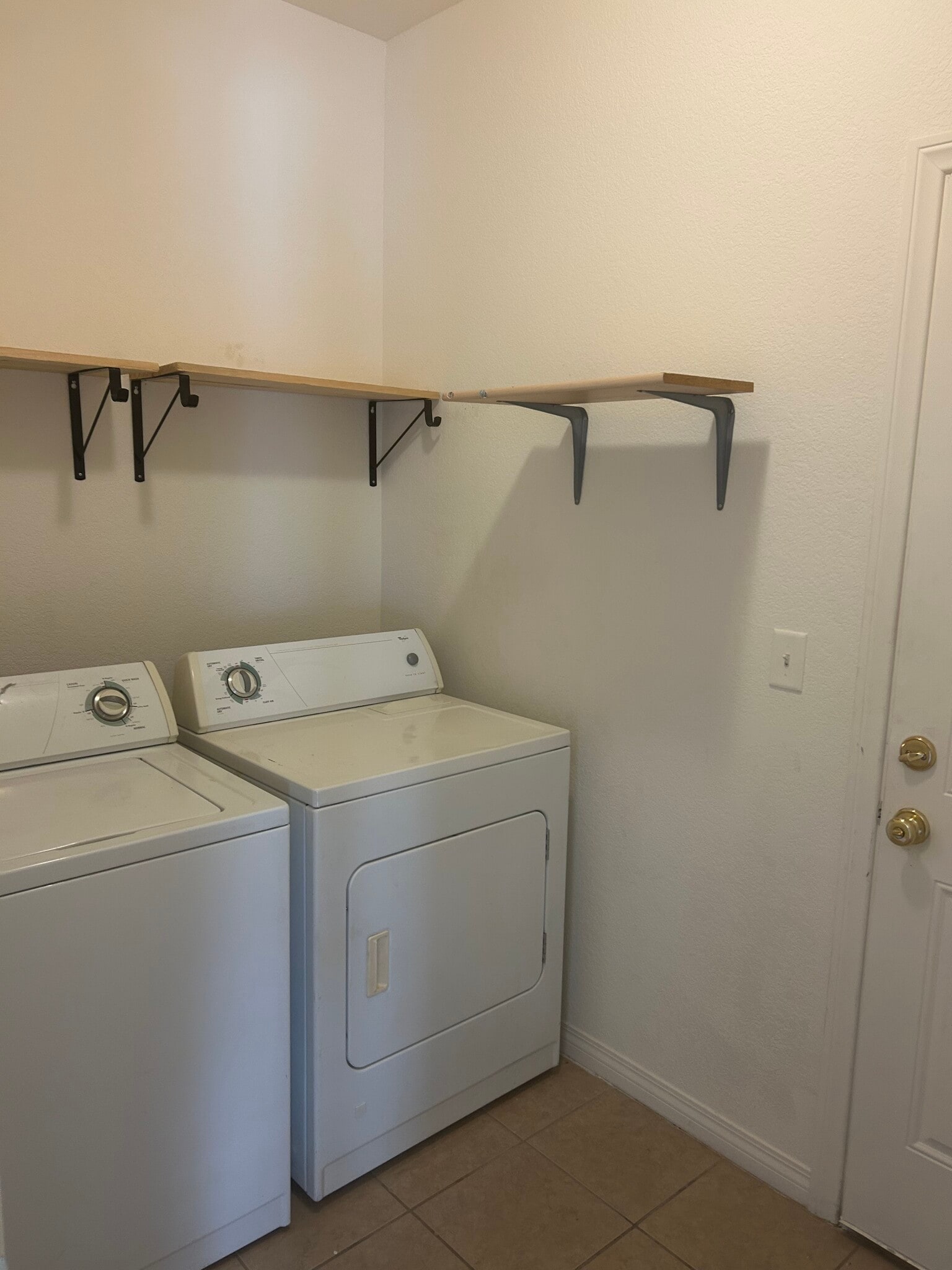 Washer and dryer included in lease - 10730 Garibaldi Dr