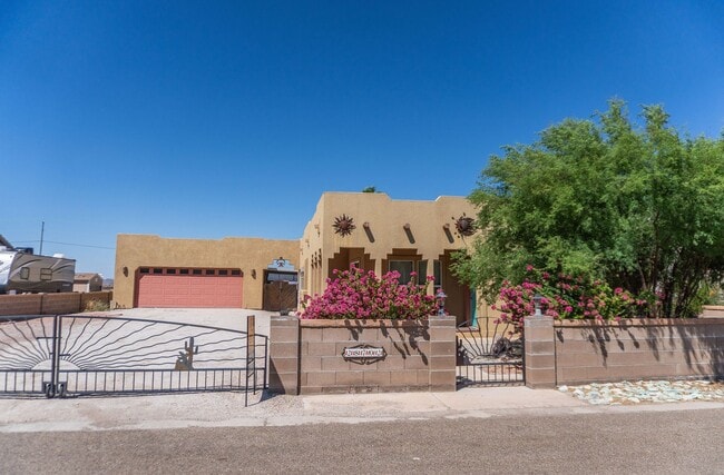 Building Photo - Move-In Ready | Fully Furnished | Serene Mountain Views