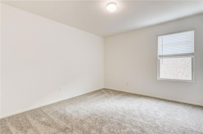 Building Photo - 5808 San Savino Dr