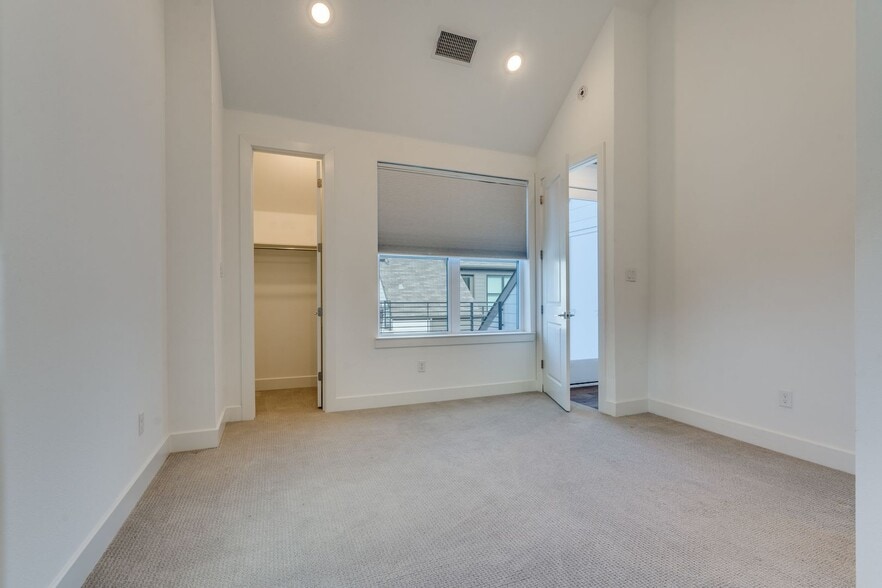 Building Photo - 106 Chester Ct