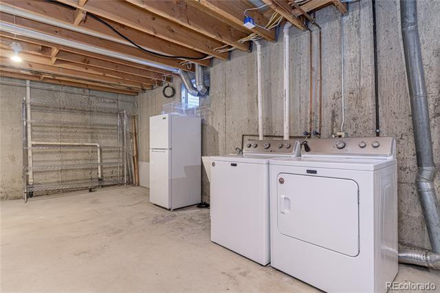 Building Photo - 541 Monroe St