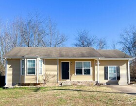 Building Photo - Single-Family in Oak Grove, KY--Deck and F...