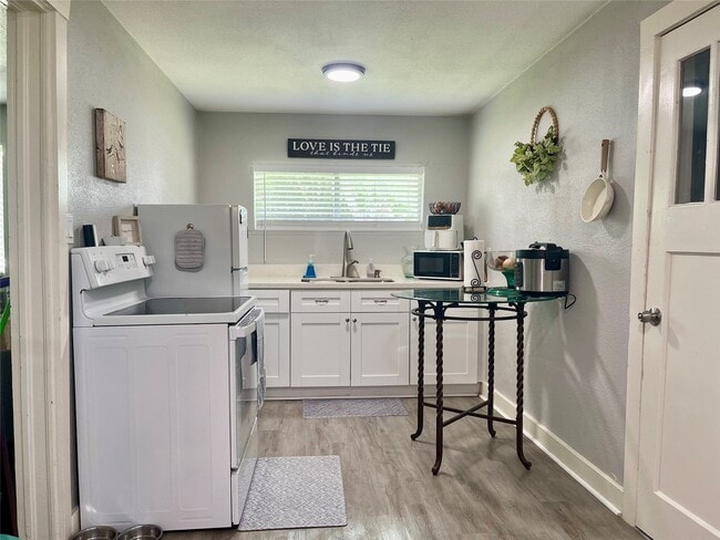 Building Photo - 500 N 8th St