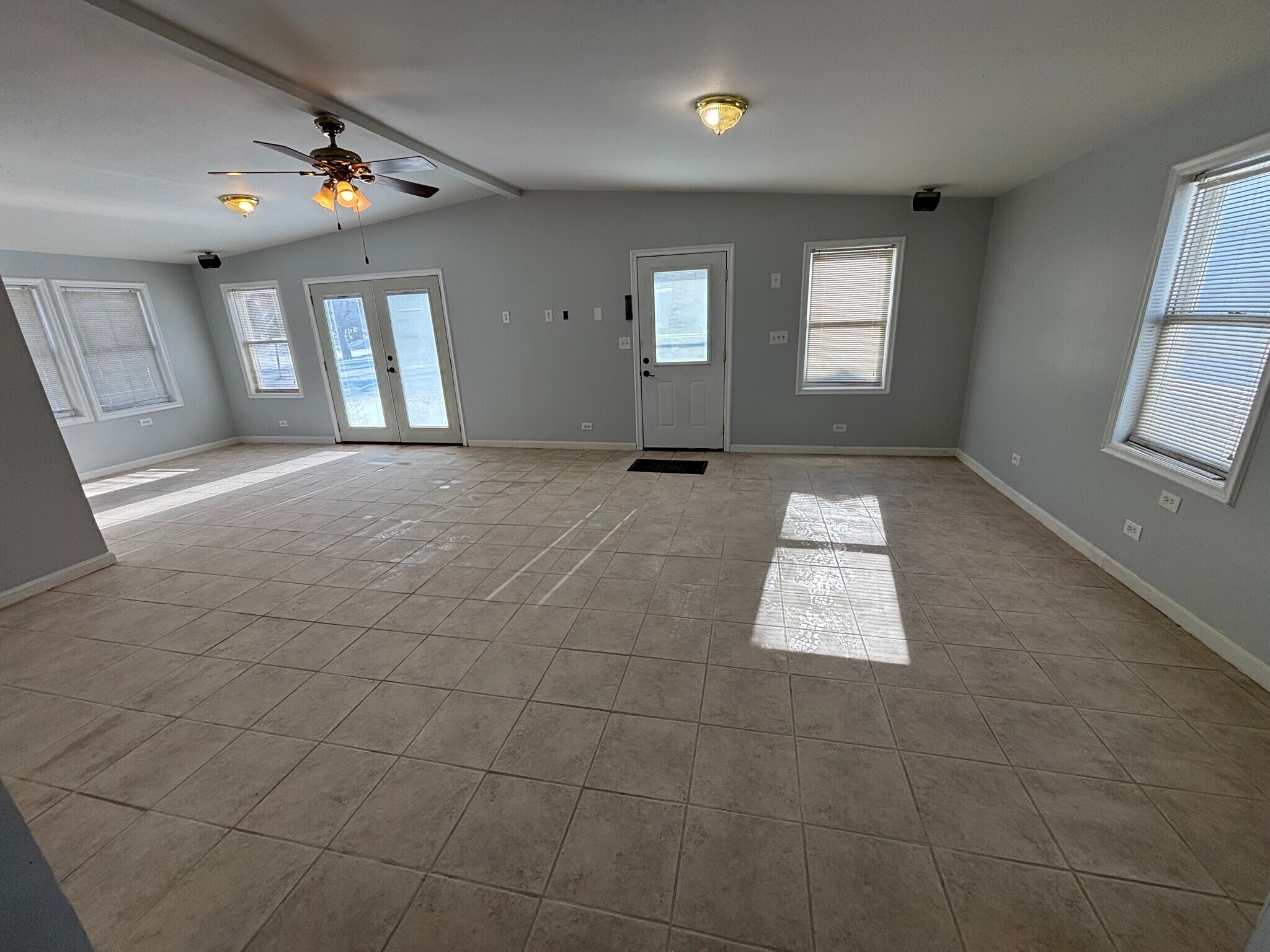 Family Room/Dining Room - 210 Boston Dr