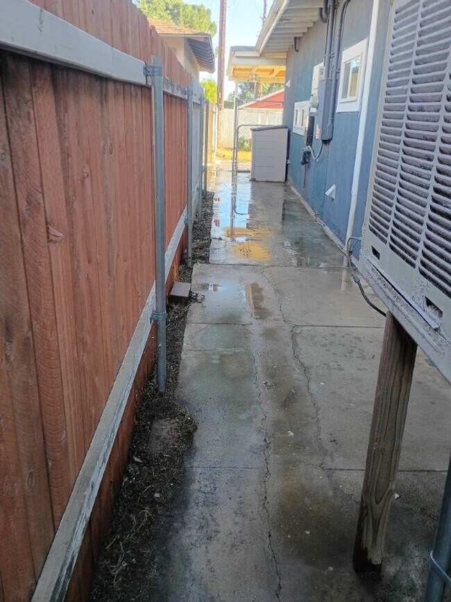 Building Photo - Upgraded 1 bedroom/1 bath in Beaumont!