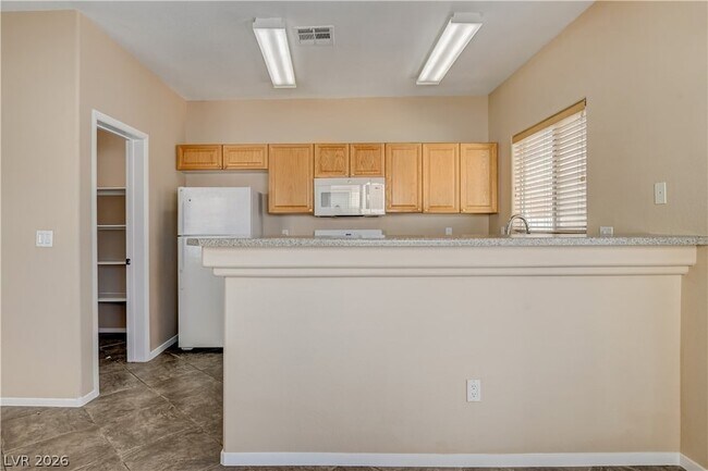 Building Photo - 9327 Ruby Arrow Ct