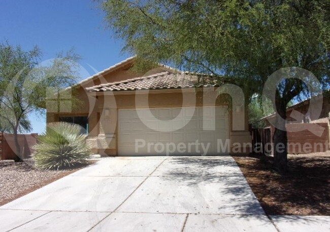 Primary Photo - 11886 W Fontenelle Dr