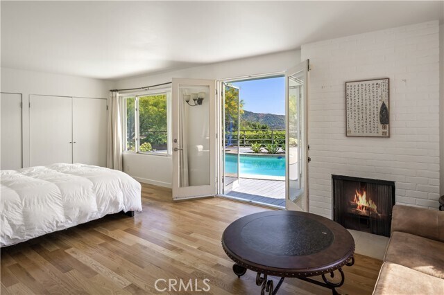 Building Photo - 2870 Benedict Canyon Drive