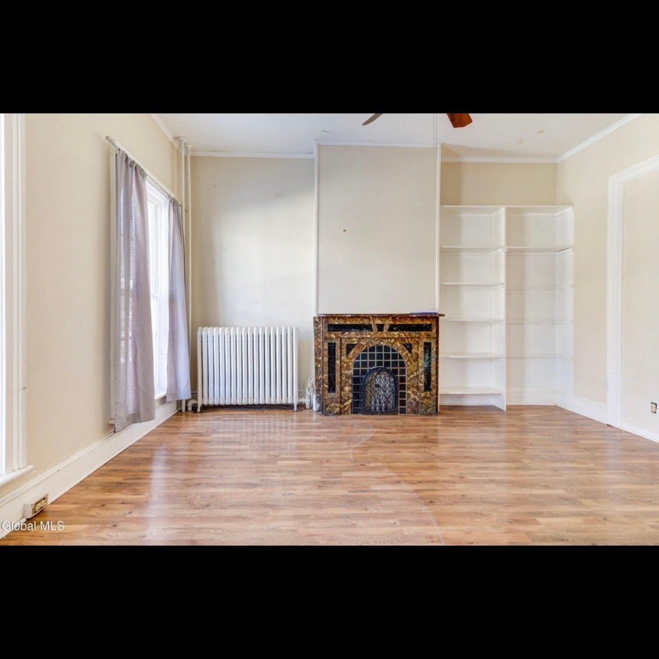 Building Photo - 452 Hudson Ave